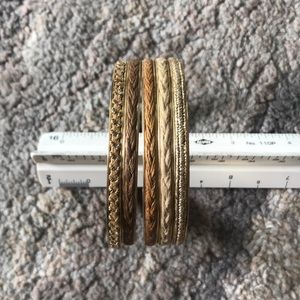Assorted set of 5 natural bangles